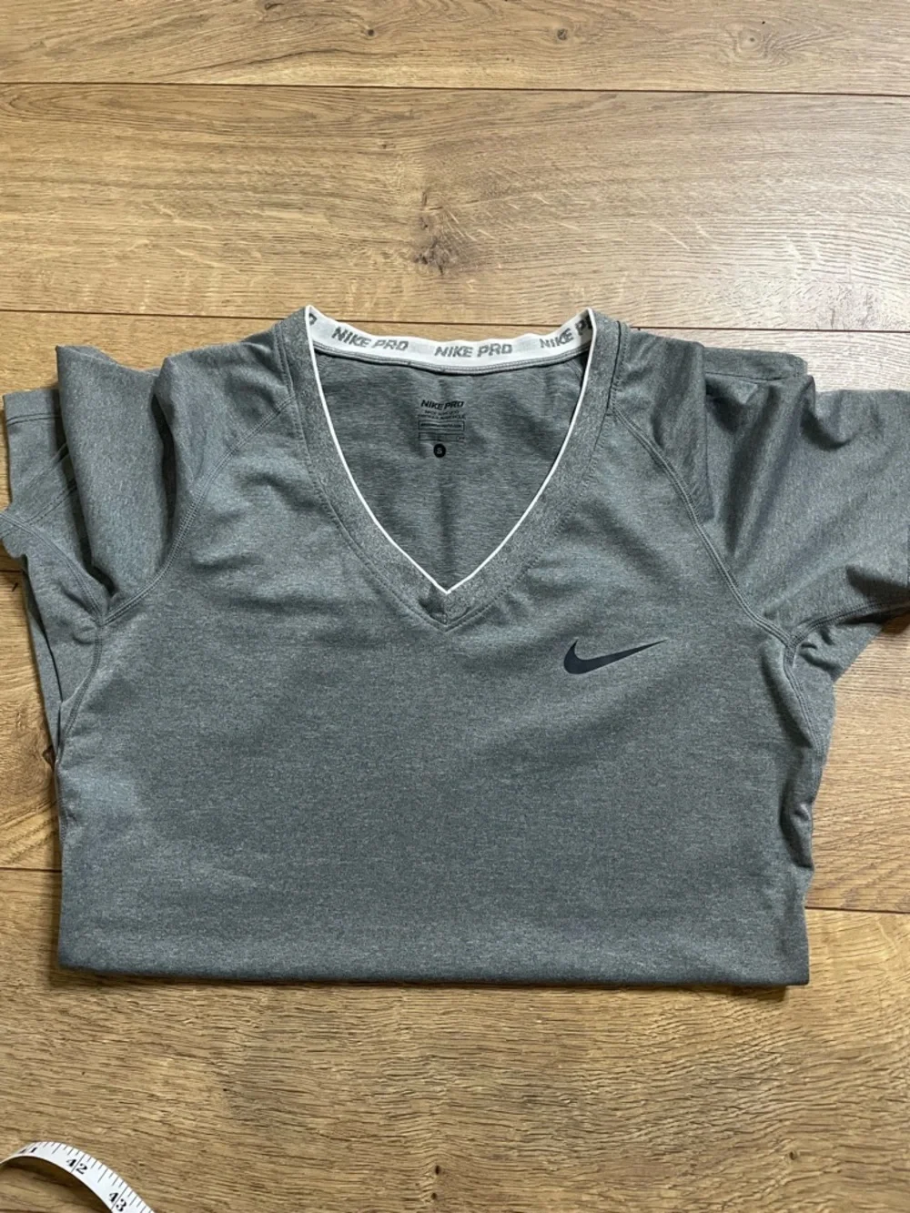 Nike Pro Women's Gray Dri-FIT V-Neck T-Shirt Size S Workout Top